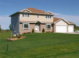 10901 Cleveland Trl, Norwalk, IA 50211