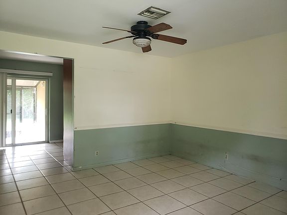 3rd image of 4958 SW 92nd Ter