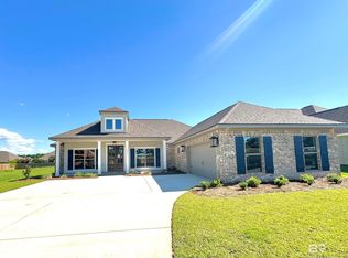 686 Kitfox Ave, Fairhope, AL 36532