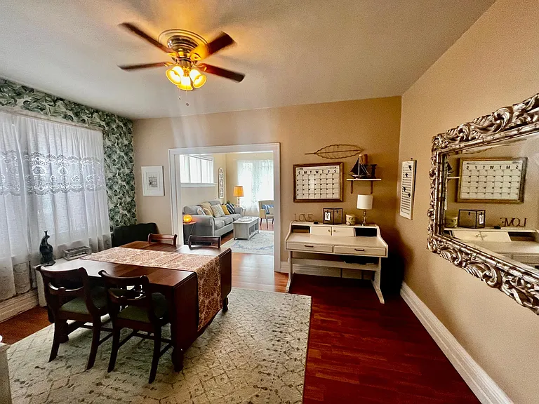 4047 Castleman Ave #2E — Photo 6
