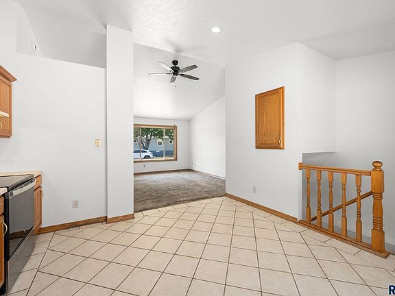 5th image of 500 N Saint Paul Ave Avenue