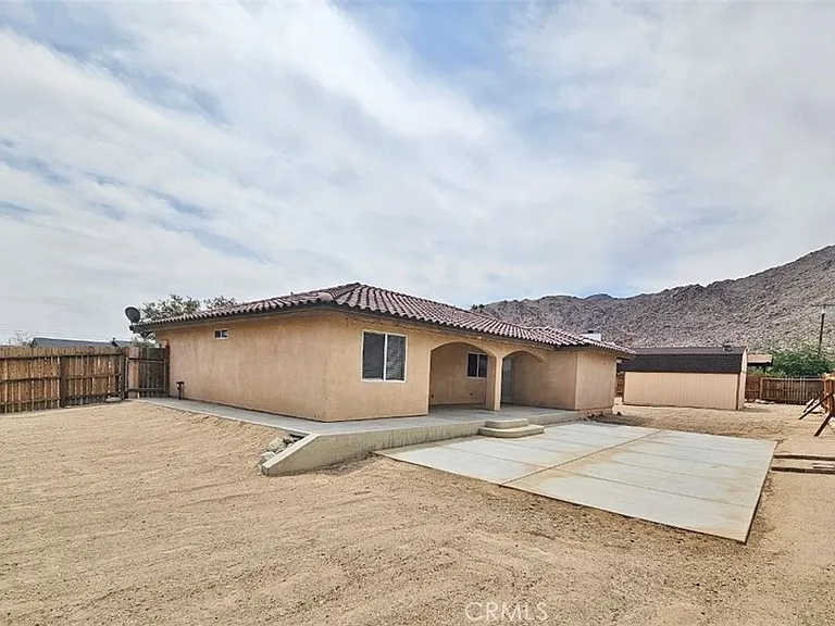 7064 Eucalyptus Ave — Photo 33