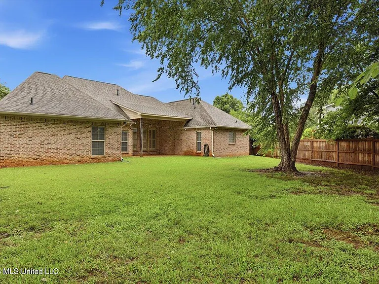 143 Sonnett Cir — Photo 48
