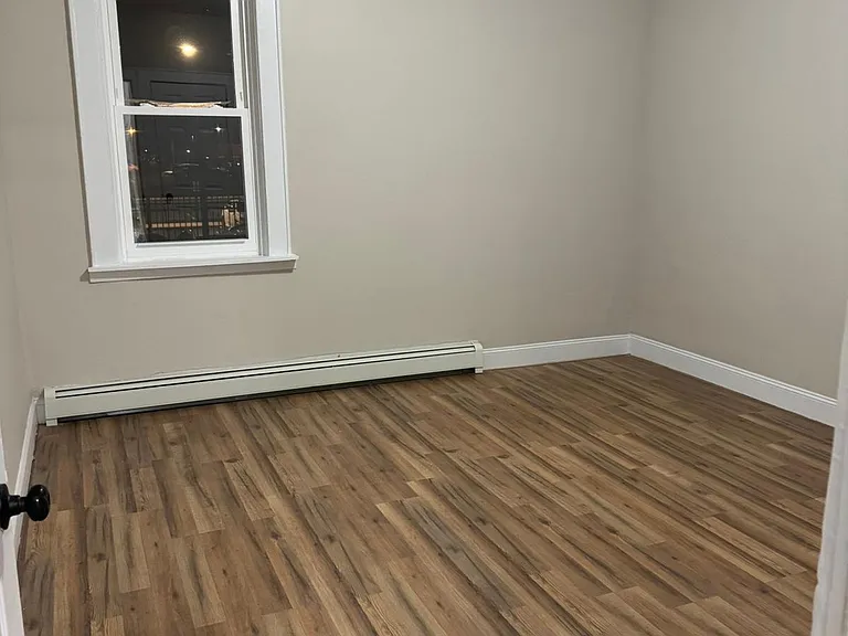 1105 Charles St #1E — Photo 3