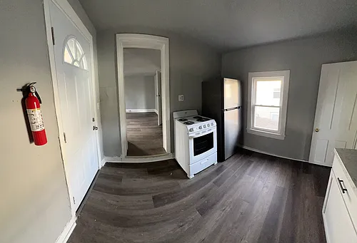 20 Olive St #B Photo 1