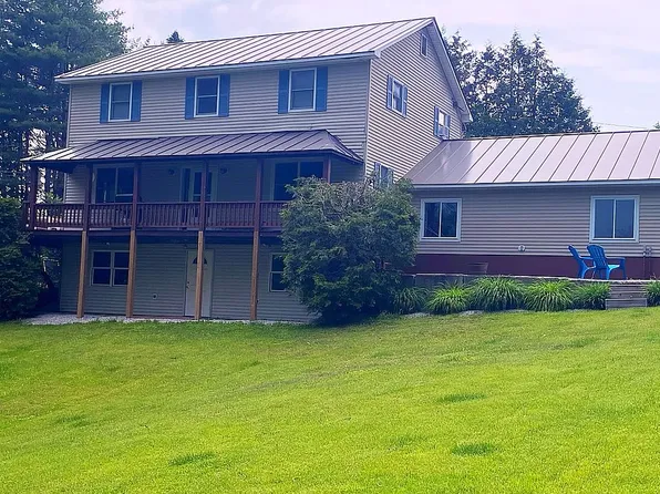 6 Pine Ridge Rd, Barre, VT 05641