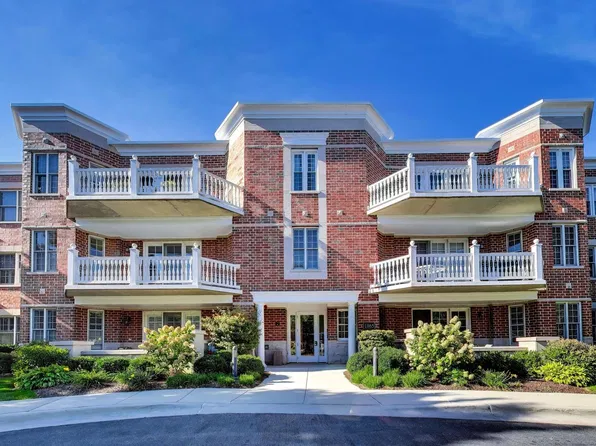 1865 Old Willow Rd Unit 224, Northfield, IL 60093
