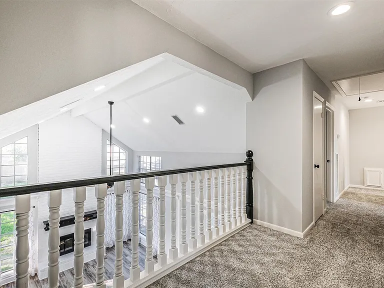 20506 Park Pine Dr — Photo 38
