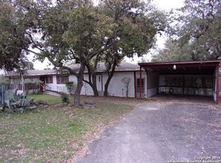 675 Squires Row, Canyon Lake, TX 78133