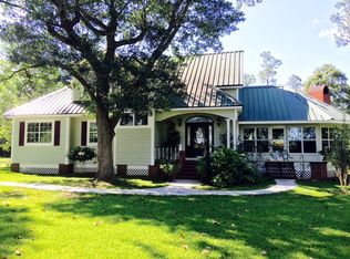 8 Lee Cir, Picayune, MS 39466