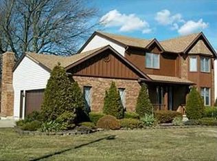 3025 Larry Ct, North Tonawanda, NY 14120