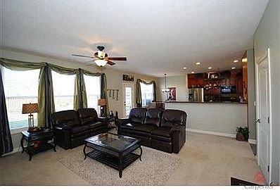 4th image of 18634 Long Walk Ln