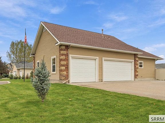 5th image of 769 S Katie Ct