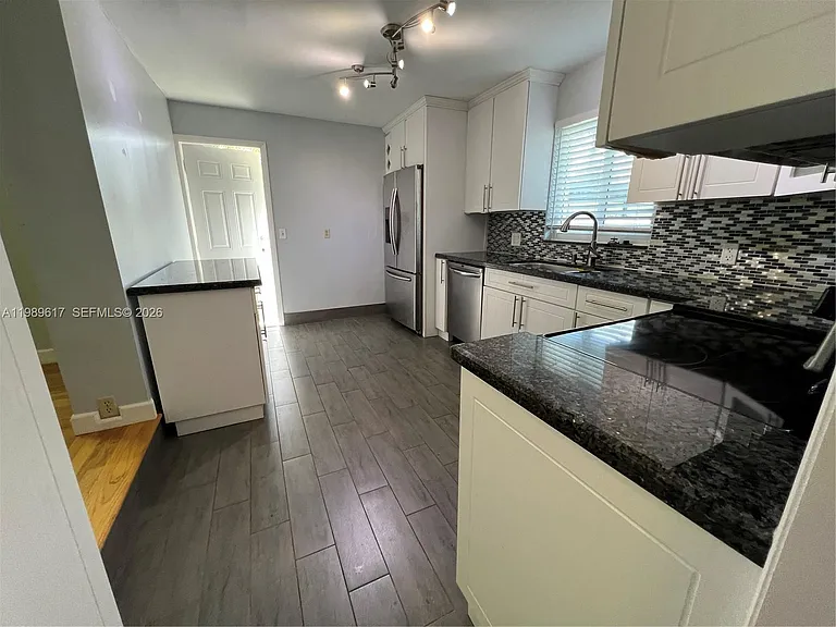 432 Palmetto Dr — Photo 18