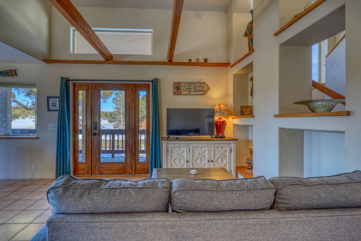 next background image