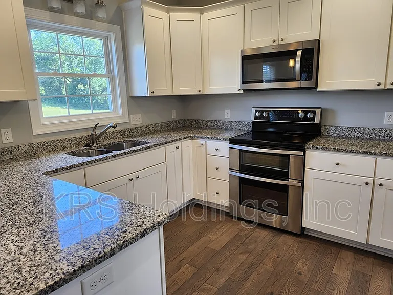 4517 Wiltshire St — Photo 10