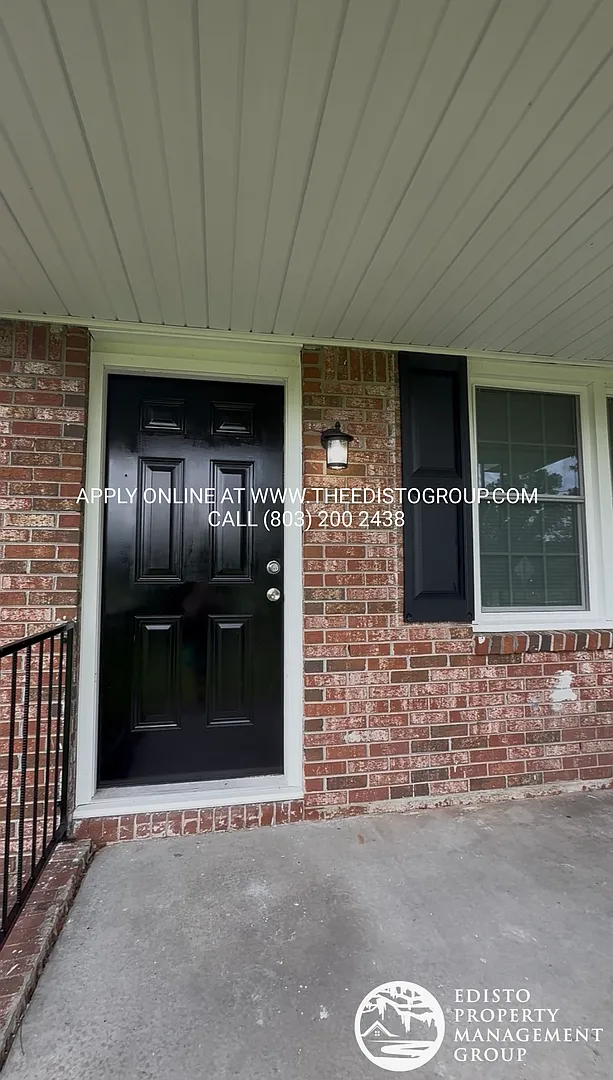 Charming 3-BR Ranch Home in Rowesville — Photo 3