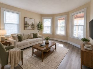 21 Granville Ave FLOOR 2, Malden, MA 02148