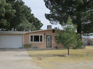 302 N 11th St, Carlsbad, NM 88220