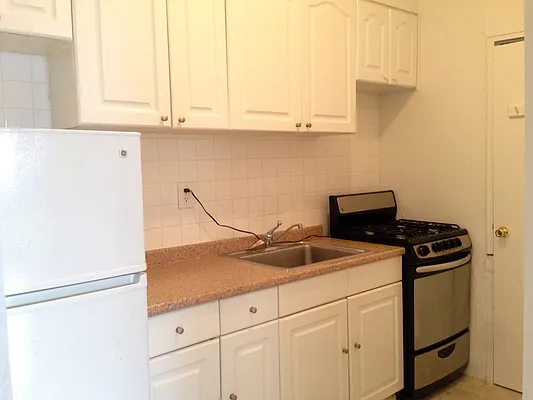 Rented by JAD Realty Group | media 21