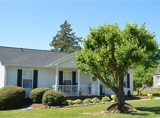 2307 6th Ave NW, Hickory, NC 28601