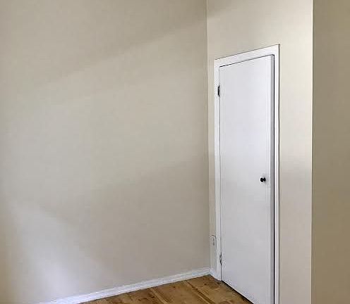2nd image of 1140 44th Dr APT 8