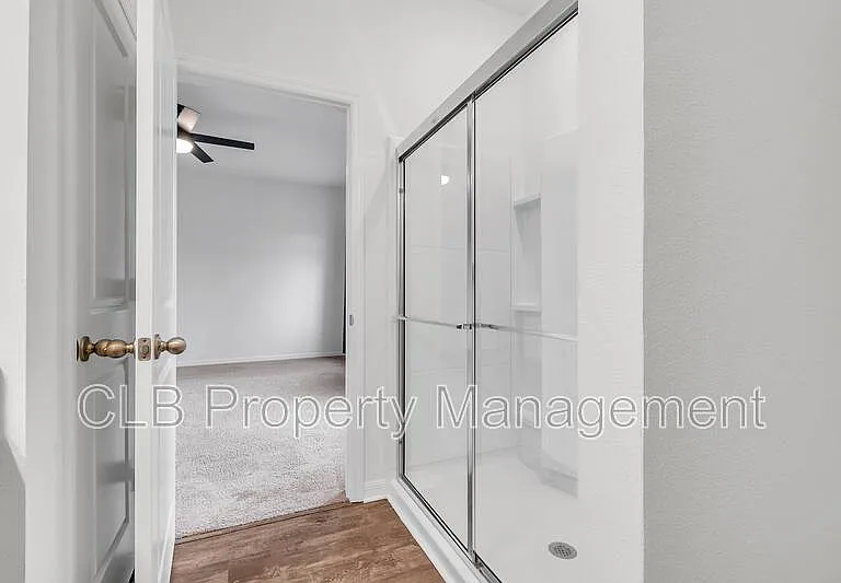 3012 Neverland Dr — Photo 8