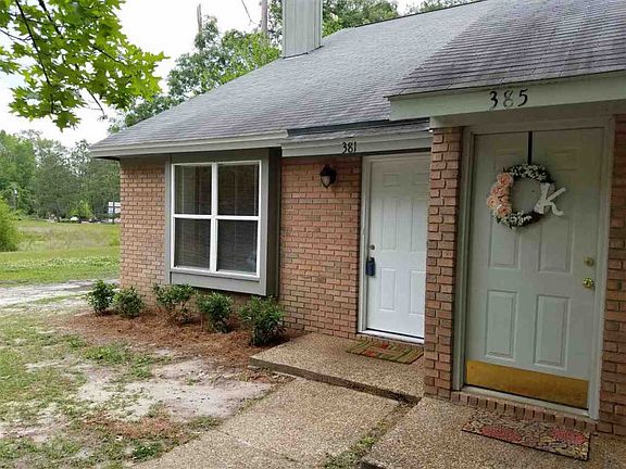 3rd image of 381 Richview Park Cir E