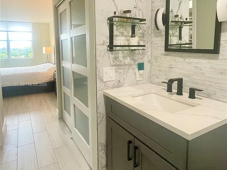 1800 N Andrews Ave #5D — Photo 28