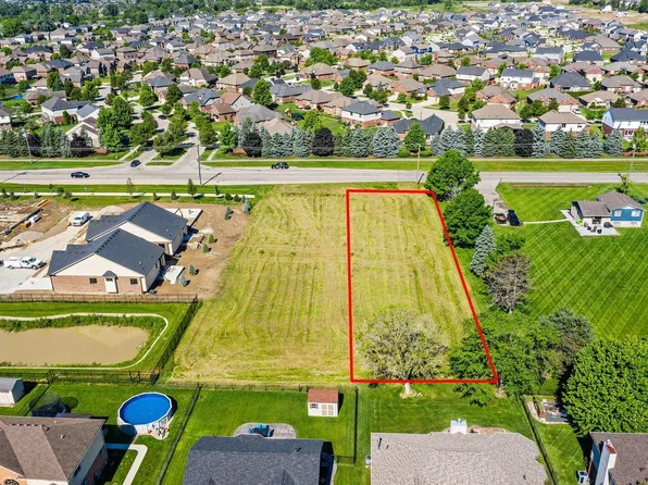 1 Luchtman Rd, Macomb, MI 48042
