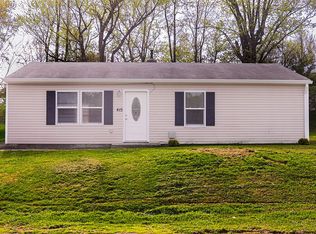 415 S 3rd St, Ellettsville, IN