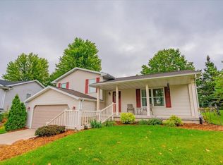 10 Weir Cir, Madison, WI 53719