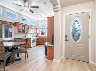 241 S Aquamarine Dr, Apache Junction, AZ 85119