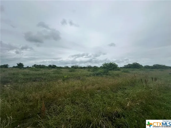 159 12th St, Pt Lavaca, TX 77979
