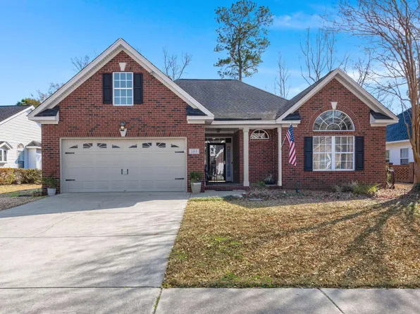 105 Chedburg Dr, Goose Creek, SC 29445