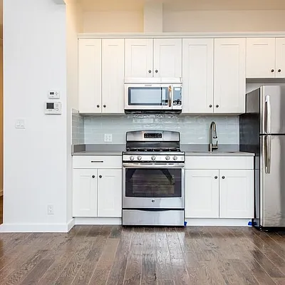 Rented by Nooklyn NYC LLC | media 73