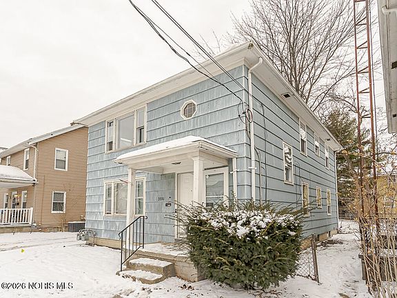 2nd image of 3721 Watson Ave