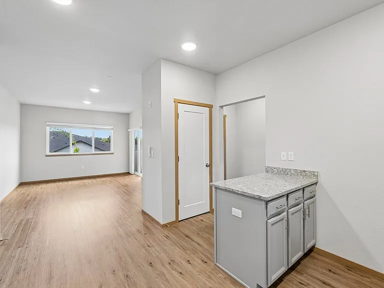 Ridgeline Apartments — Photo 29