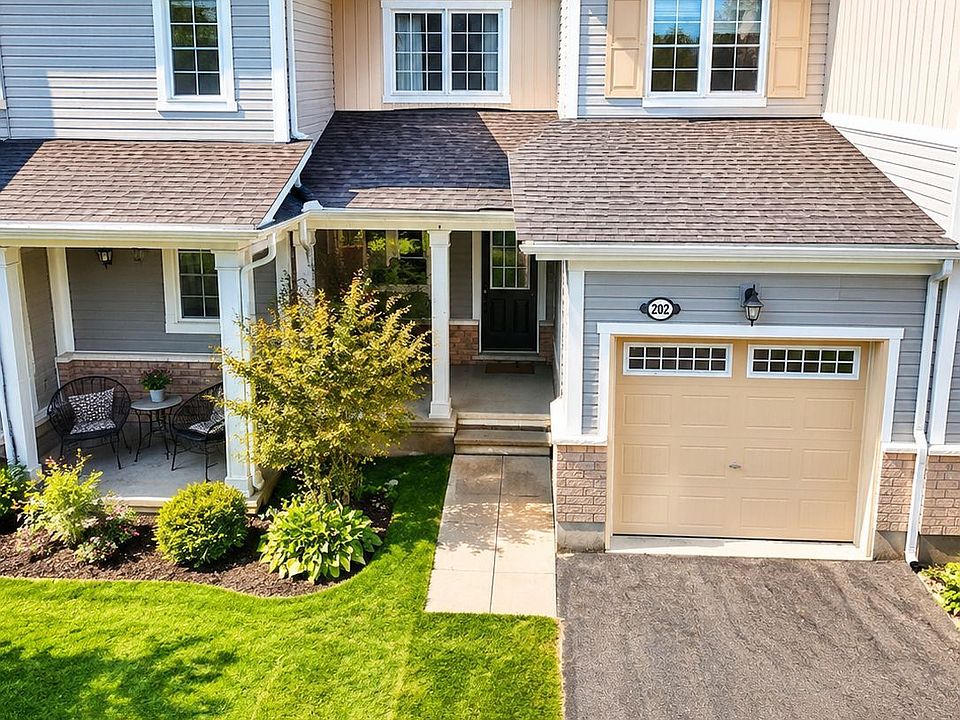 1st image of 202 Conifer Creek Cir