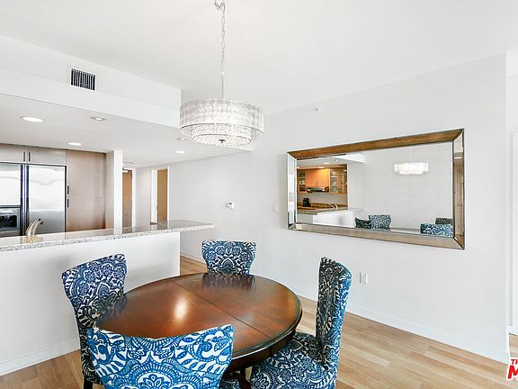 5th image of 13700 Marina Pointe Dr Unit 702