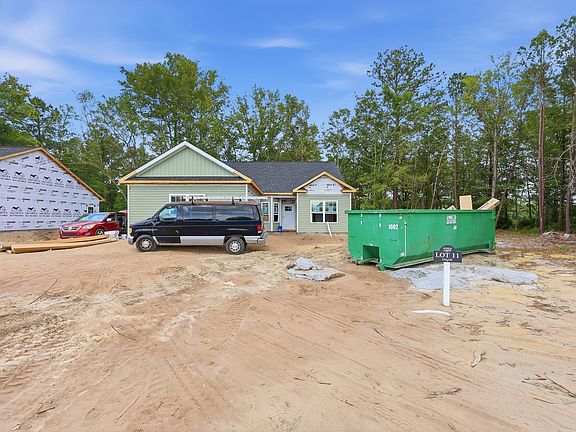 4th image of 652 Goretown Loop