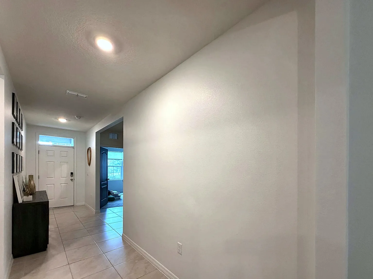 3 bed, 1690 sqft, $2,500 — Photo 4