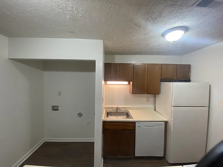 6400 Starbrook Dr #1 — Photo 9