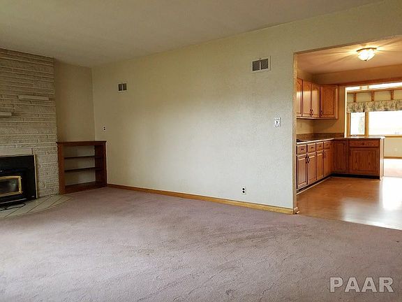 4th image of 5029 N Sunnybrook Dr