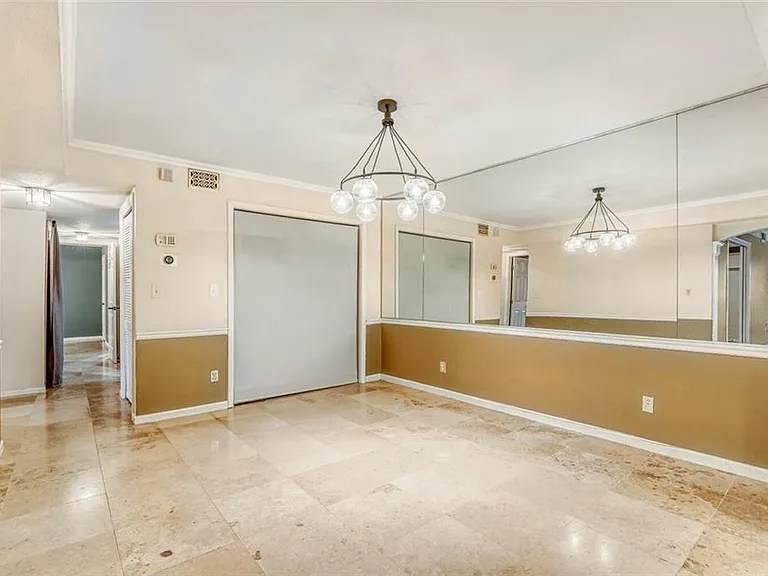 6851 Roswell Rd #M13 — Photo 17