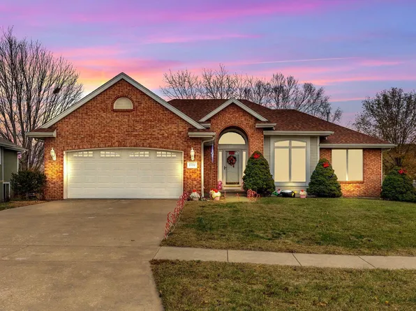 2732 SW Chauncey Ct, Topeka, KS 66614