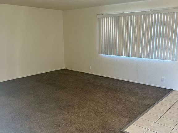 5th image of 4623 Canoga St #E