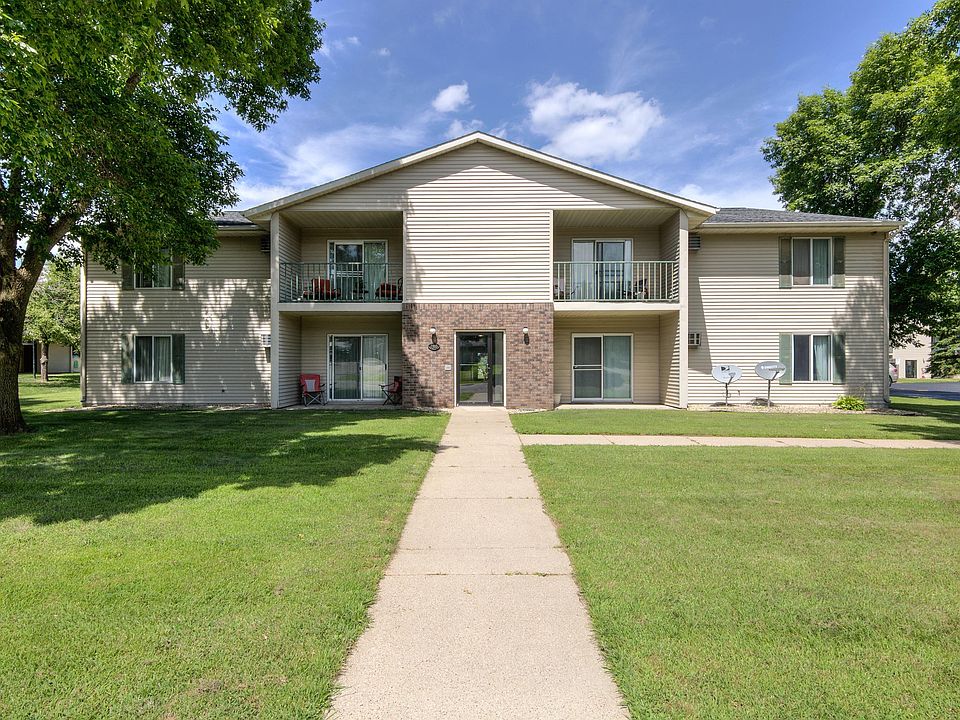 1st image of 876 Helen St