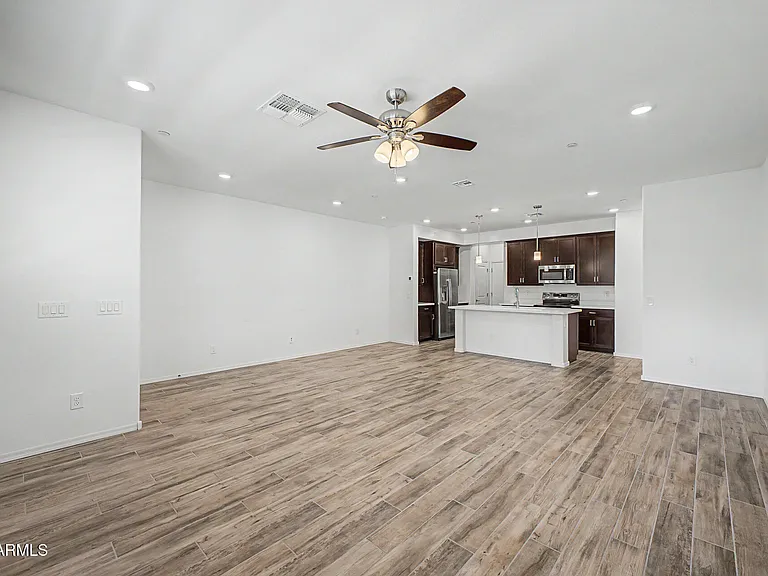 1917 E Hampton Ln #104 — Photo 8