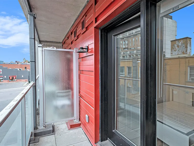 168 Division St — Photo 34